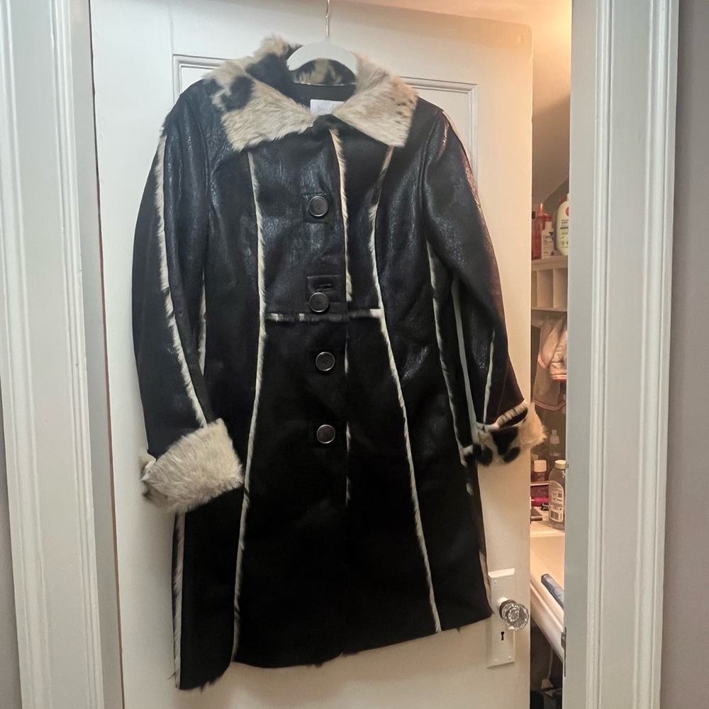 Vintage Laundry By Shelli Segal Black and Cream Fur Lined Jacket